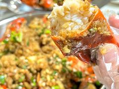 -凤凰路何眼镜香辣蟹(花果园店)