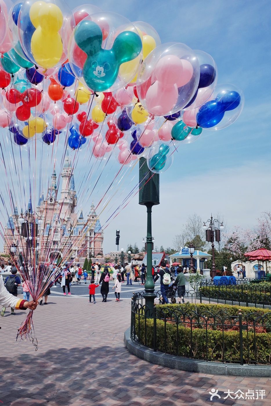 时光不老 童心未泯 大龄儿童欢乐多