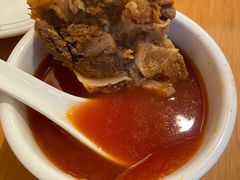 番茄牛尾汤-曾牛肉