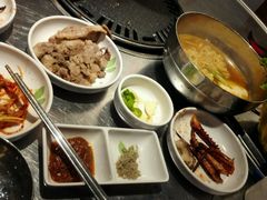 -缸桶屋韩国料理·全程帮烤(泰禾店)