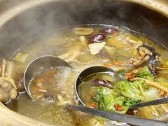 连州果园鸡-威邵鸡煲(西华路总店)