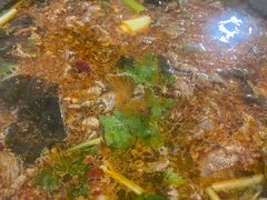 -黑竹沟新场牛肉火锅