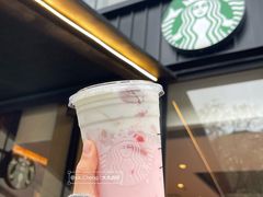 可甜草莓生咖-星巴克(深圳欢乐颂店)