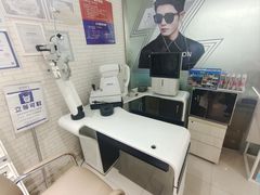 -诺柯视眼镜-蔡司依视路官方工厂店(淞南一店)