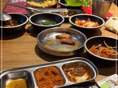 -青瓦炭韩潮烤肉(花园道店)