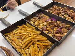 -老东镇啤酒屋海鲜加工·蒸汽海鲜·海鲜烧烤(台东店)