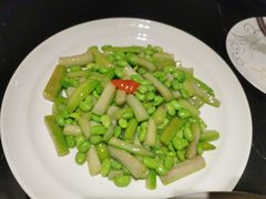 水果丝瓜炒毛豆-芳芳私房菜·精做淮扬菜(承德路店)