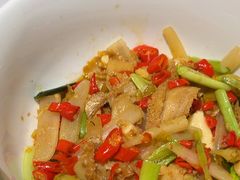 -费大厨辣椒炒肉(高铁吾悦广场店)