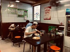 大堂-郑家包子牛肉拉面(尚勤路店)