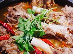 -沪小胖小龙虾(淮海中路旗舰店)