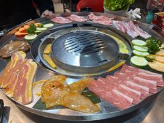 -哈哈碳都·牛肋条无限自助烤肉(台江万达店)