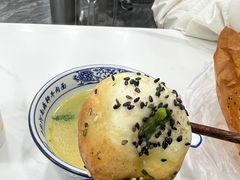 特色生煎-三两春(浦三路店)