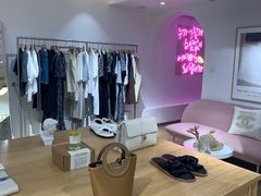 -nana showroom娜娜家服装店
