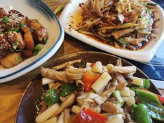 酸木瓜红烧肉-妈妈的味道(和顺古镇店)