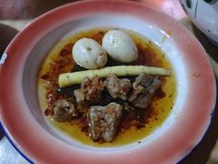 -拈签一笑黄牛肉辣卤串串