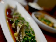 葱油钱塘江白鱼-百家鲜·杭帮菜