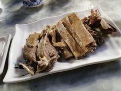 -清真·胖妈妈手抓餐厅(定西路长城宾馆店)
