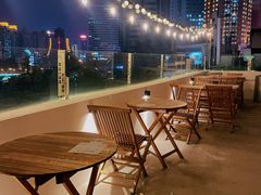 -包整·丝娃娃(一览甲秀楼风景店)