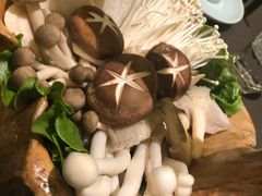 -捞王锅物料理(上海世茂广场店)