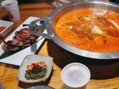 -野山舂·贵州现舂酸汤牛肉(鸿通城店)