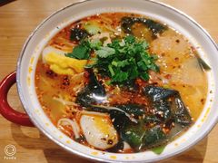 -小蛮椒麻辣烫·麻辣拌(静安店)