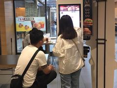 -麦当劳(世界城广场店)