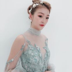 -艾米丽婚纱礼服