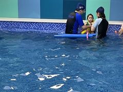 -Swim斯卫姆国际儿童游泳中心(红博中央公园店)