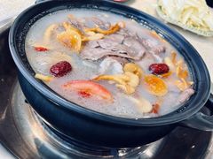 -九寨特色牦牛肉汤锅 羊肉汤锅