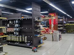 -家乐福(四元桥购物中心店)