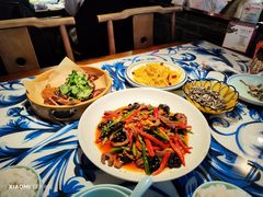-川流不息·地道川菜·小龙虾(新松江路店)