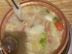 -阿婆情腊排骨火锅(金虹路店)