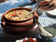 纯手工油鸡枞-龙姐私房菜(和顺古镇店)