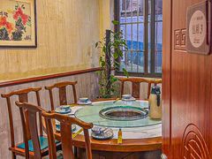 -乡土黄·鲜牛肉火锅·小龙虾(兴业街店)