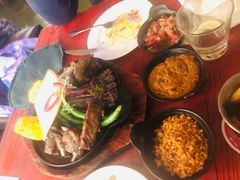 -Pistolera Mexican Cantina女枪手墨西哥餐厅(碧云路店)