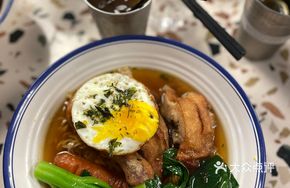 Crispy Chicken with Soup Dumplings