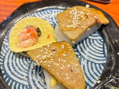 -鸿通城购物中心