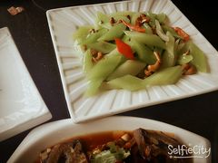 西芹腰果-津菜宋记老房子(平山道店)