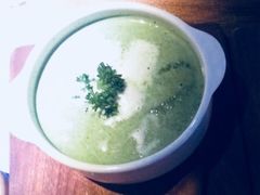 菠菜香浓忌廉汤-MINI TASTE餐厅&酒吧