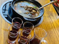 姬松茸炖鸡-妈妈的味道(和顺古镇店)