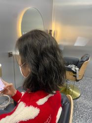 -Tloml salon