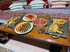 -吐哈石油大厦六鼎毡房民族特色餐厅