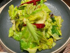 丘北辣炒包心菜-云海肴·汽锅鸡·云南菜(美罗城店)