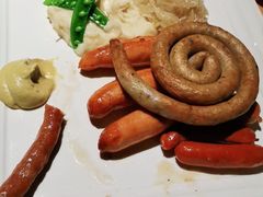 -LENBACH兰巴赫西餐啤酒坊(大连东港店)