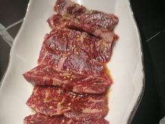 -山川小町·极番烧肉(新地假日广场店)