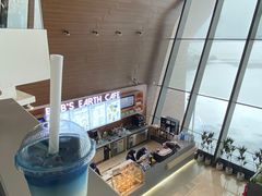 -抱抱地球咖啡馆(国家海洋博物馆店)
