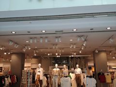 -H&M(鹏欣水游城店)