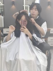 -藤野造型烫发染发