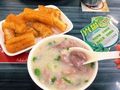 猪肝粥-穗银肠粉店(东川路店)