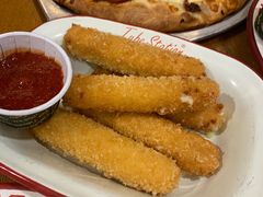 马祖里拉奶酪棒-Tube station站点比萨(王府井百货店)